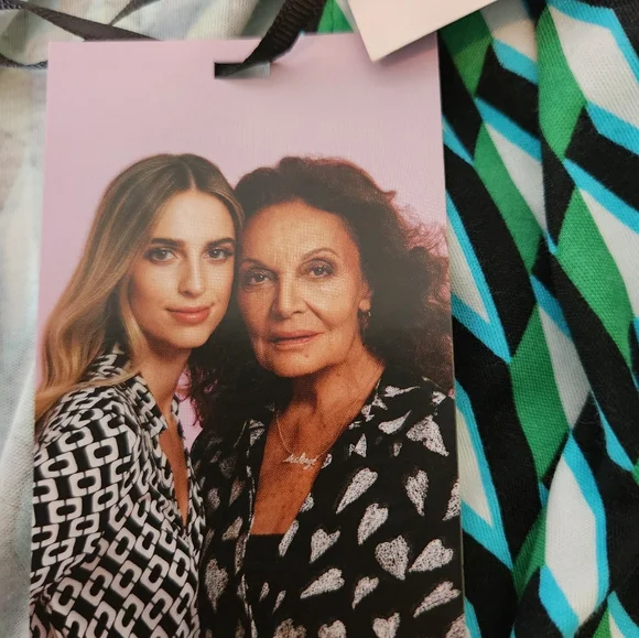 Long Sleeve Midi Arrow Geo Green Wrap Dress Diane von Furstenberg - Picture 13 of 16